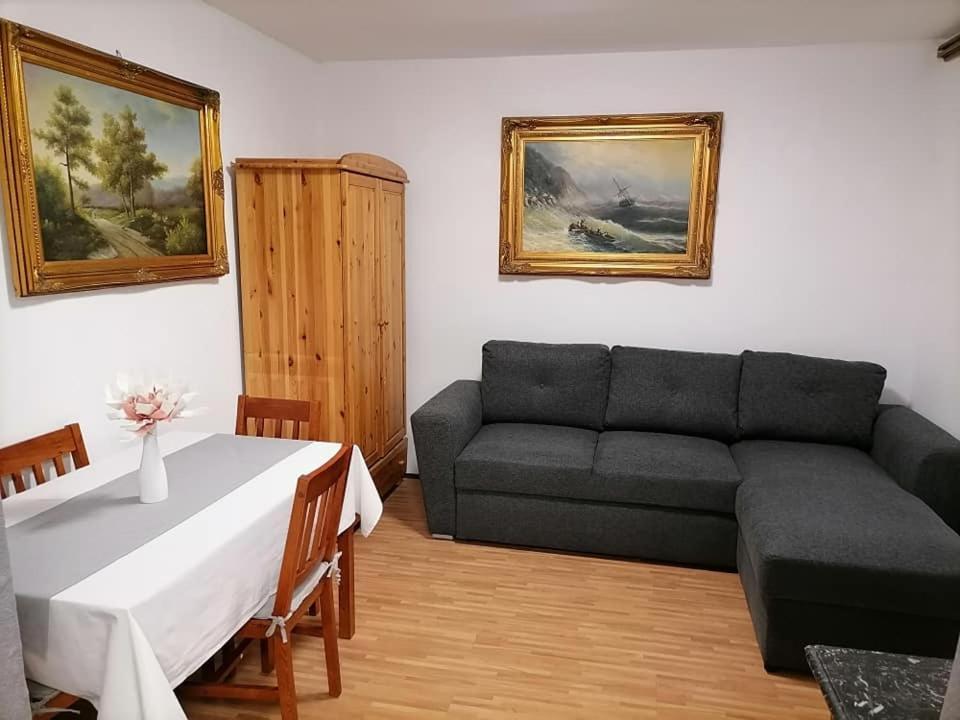 Apartmani Marina Porec Exterior photo
